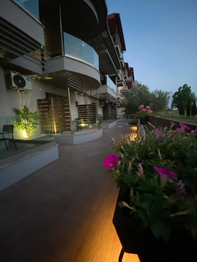 Levanda Suites Paralía Exteriör bild